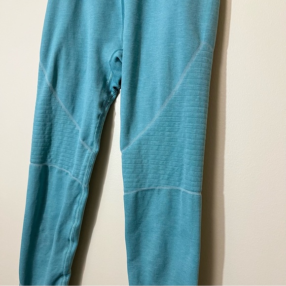 Alphalete Glute Calf Defining Workout Leggings - Picture 4 of 14